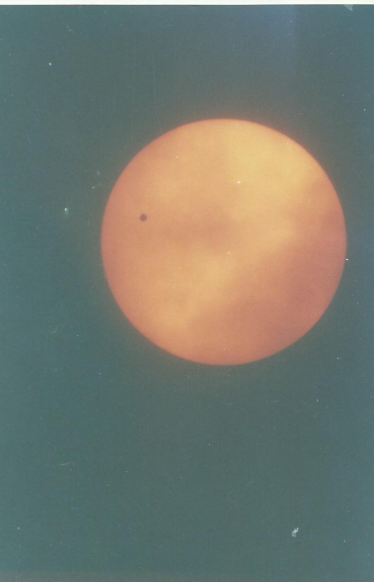 8.06.2004 р. Фото Венери на диску Сонця