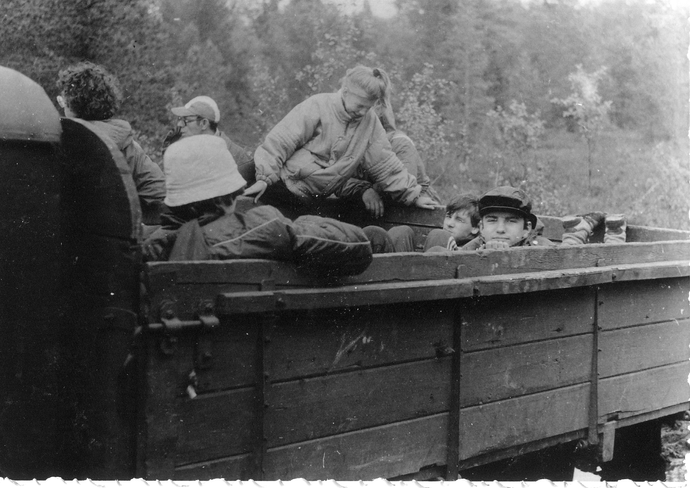 Наша вантажівка загрузла в багнюці