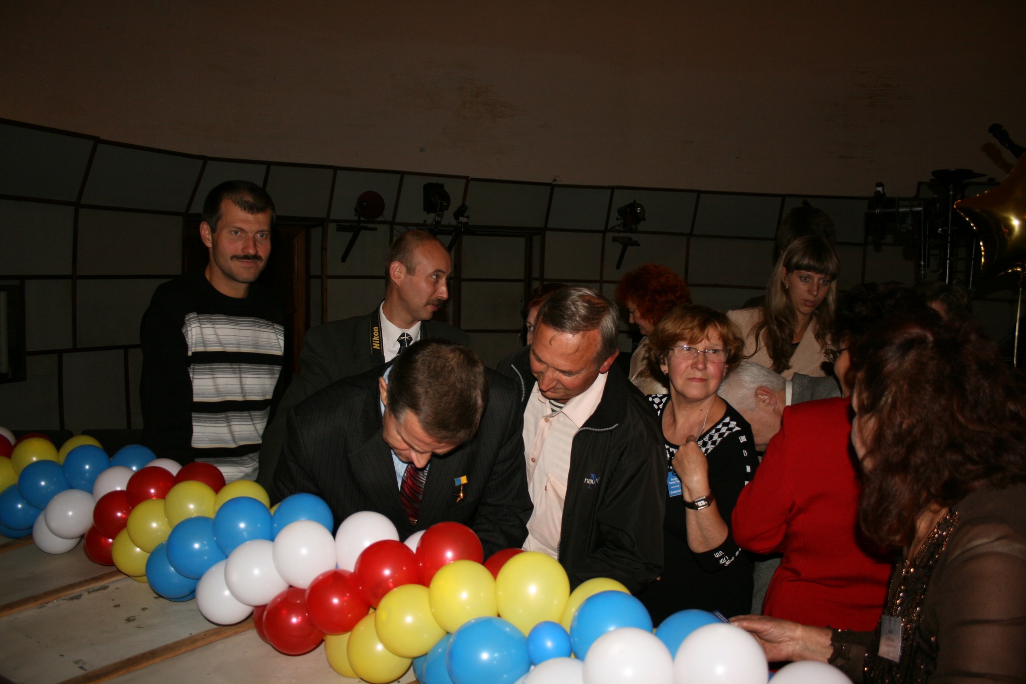 Зустріч у планетарії з Першим космонавтом України Л.К.Каденюком на 40-річчі планетарія