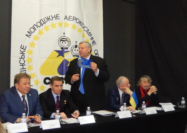 Гурток «Оріон» співпрацював з «УМАКО «Сузір’я»